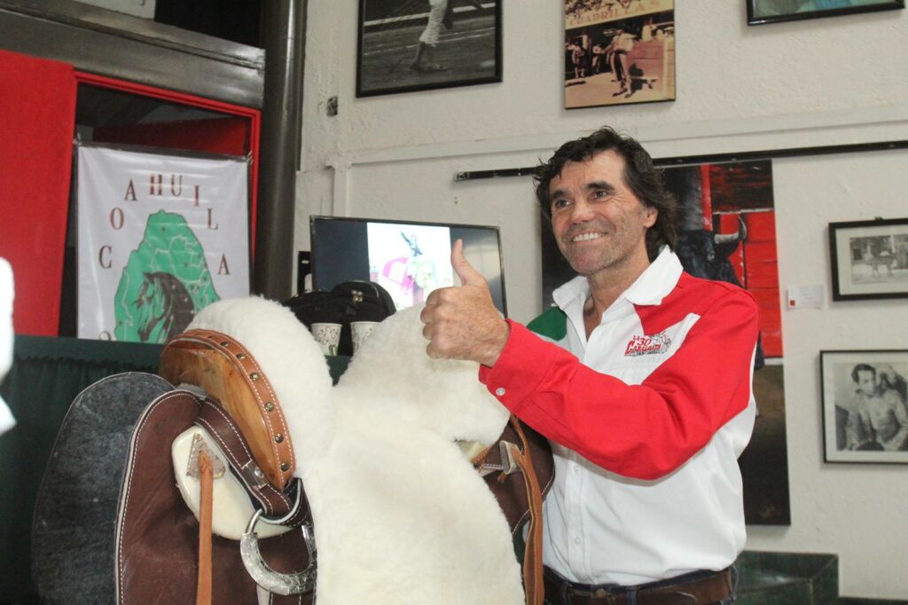 “El Glison” tratará de establecer varios Récords Mundiales Guinness montado a caballo.